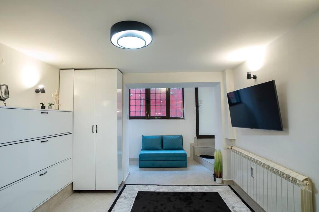 Studio With Courtyard Just Steps Away Vitosha Str Sofia Exterior foto